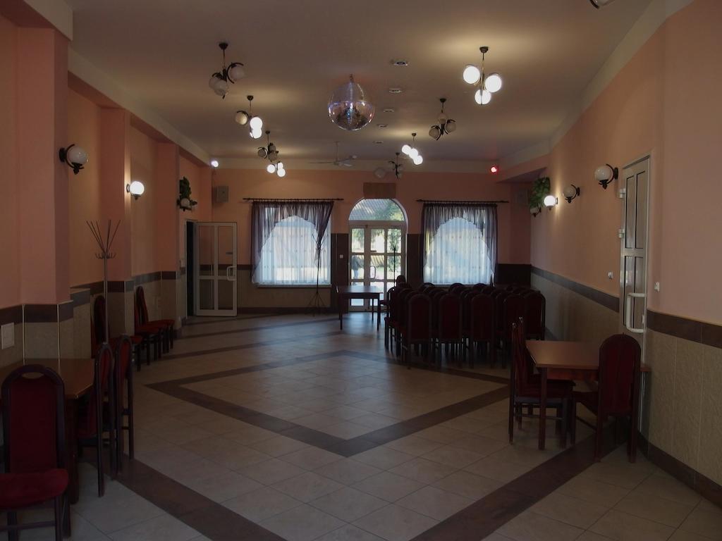 Hotelik Mazury Olecko Exteriör bild