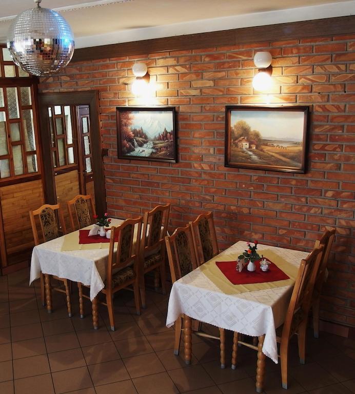 Hotelik Mazury Olecko Exteriör bild